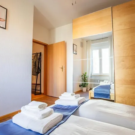Special Roger F Rabbit 2 Apartment, Roche Towers, 10-Star Basel Exterior photo