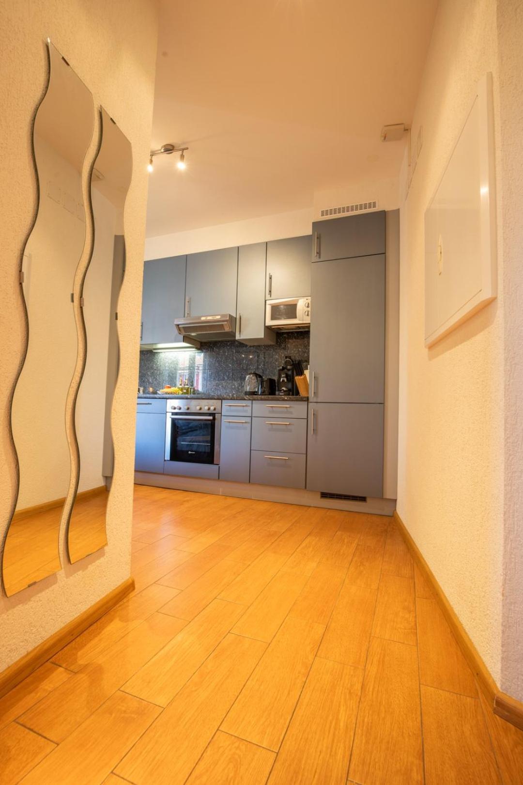 Apartamento Special Roger F Rabbit 2 Apartment, Roche Towers, 10-star