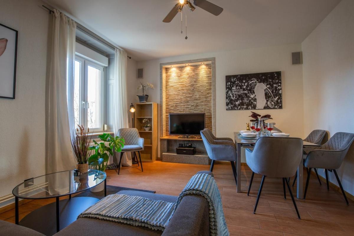 Special Roger F Rabbit 2 Apartment, Roche Towers, 10-star * Basileia