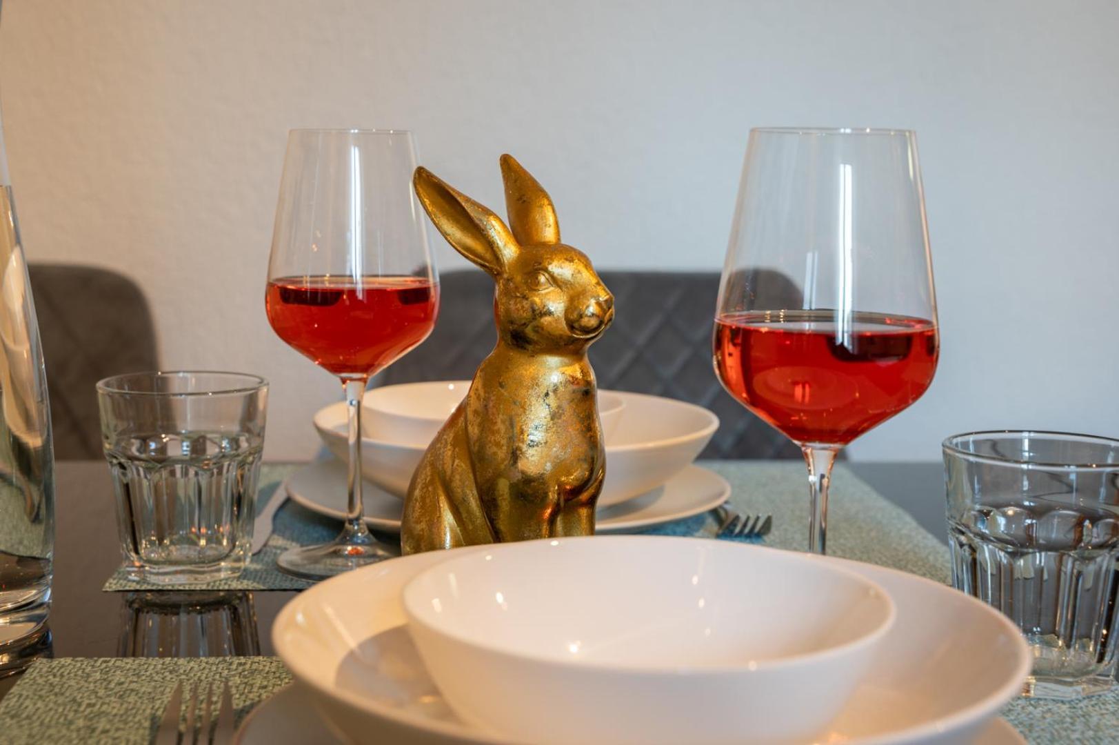 Apartamento Special Roger F Rabbit 2 Apartment, Roche Towers, 10-star Basileia